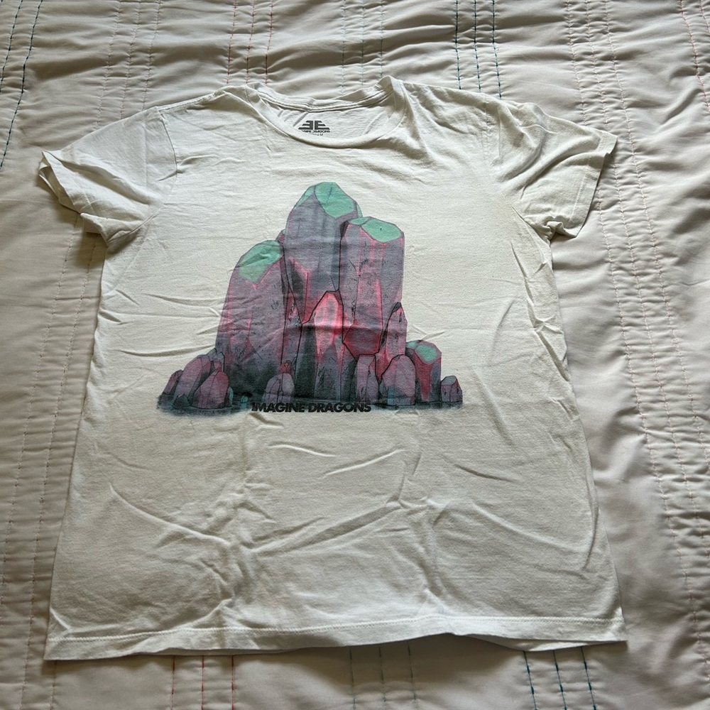 “Imagine Dragons” T-Shirt, Size “Medium”